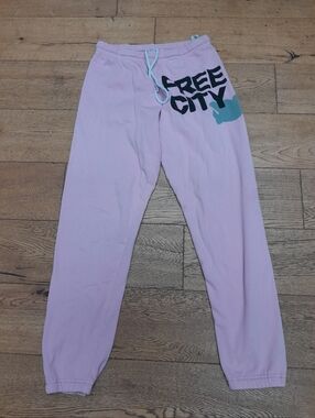 free city sweatpants Medium